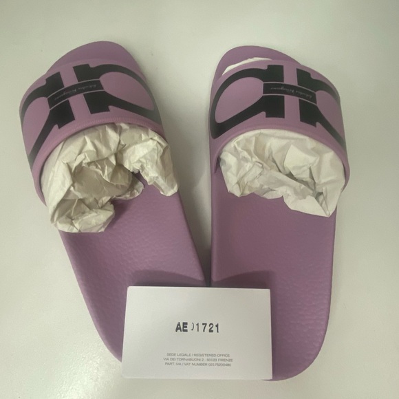 Ferragamo Gancini Pool Slides - NWT and box and dust bag - Picture 12 of 12